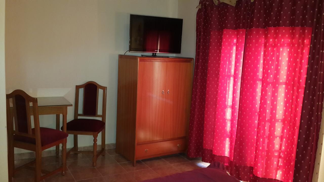 Gran Hotel Arauco Aimogasta Værelse billede